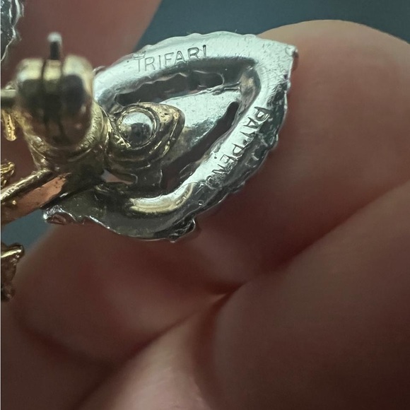 CROWN TRIFARI Vtg ALFRED PHILIPPE Clear Rhinestone Flower Basket Brooch - Picture 5 of 6